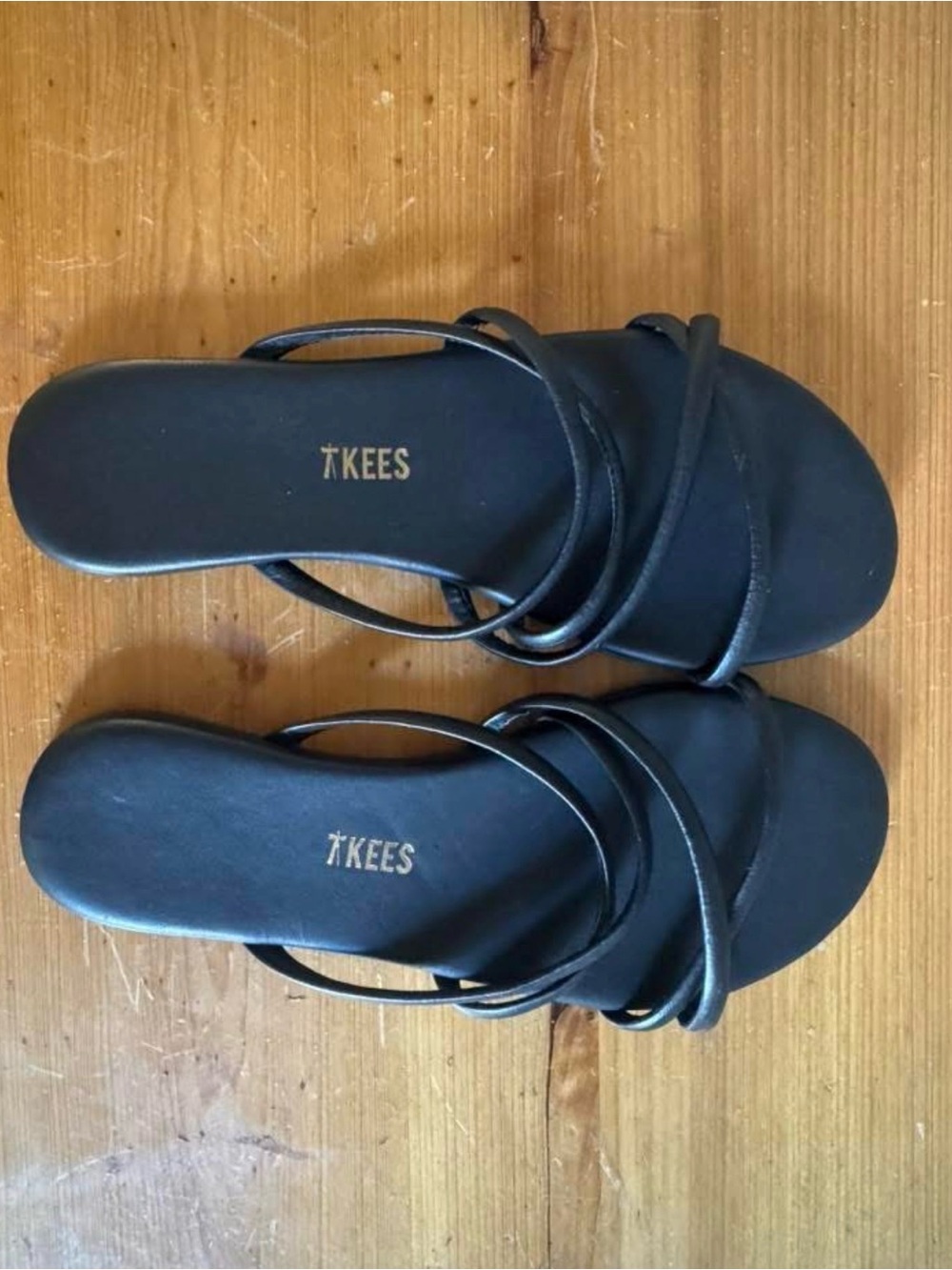 TKEES Black Minimalist Strappy Slide Sandals